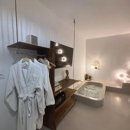 Cycladic Vorea Chora