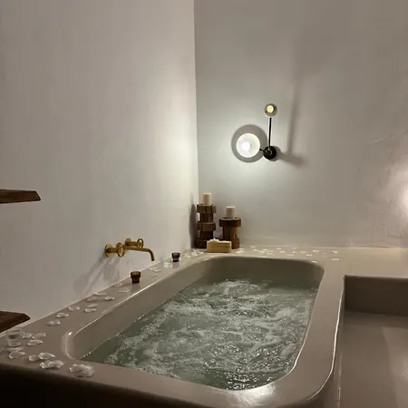 Cycladic Vorea Apartment *