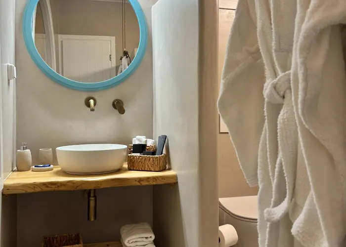 Cycladic Vorea * Ios